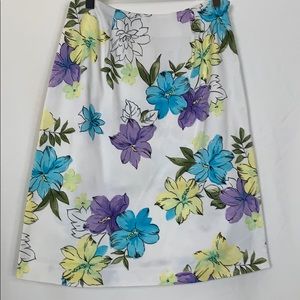 Real comfort by Chadwick size 8 skirt